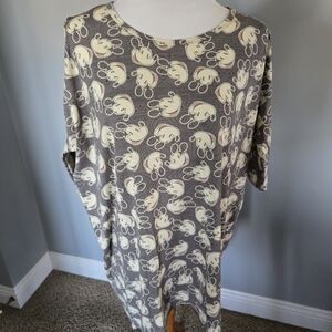NWOT LuLaRoe Disney Gray and Cream Short Sleeve Tee